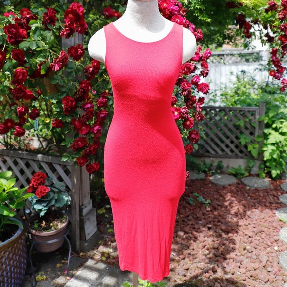 Red Dress - Picture 2 of 11